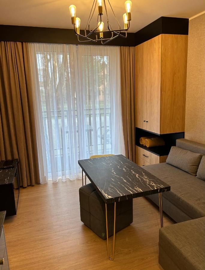 Lazurowy Apartament 莱鲍 外观 照片
