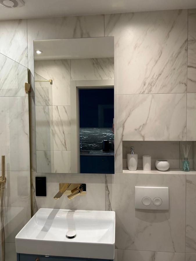 Lazurowy Apartament 莱鲍 外观 照片