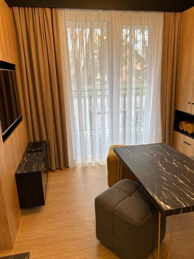 Lazurowy Apartament 莱鲍 外观 照片