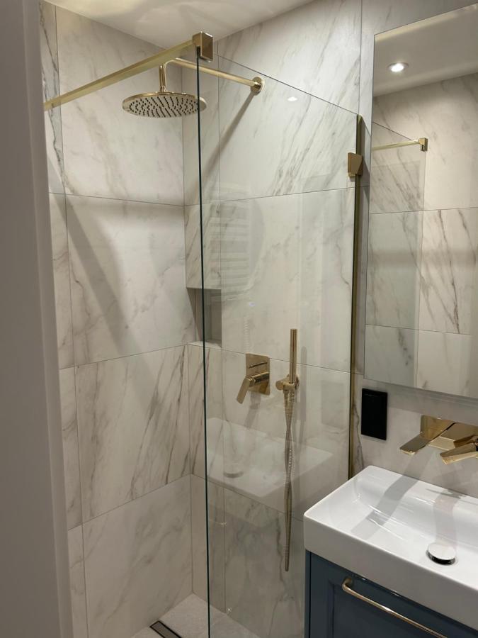 Lazurowy Apartament 莱鲍 外观 照片
